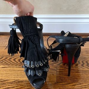 Christian Louboutin Misfit ruffle booties sz 39